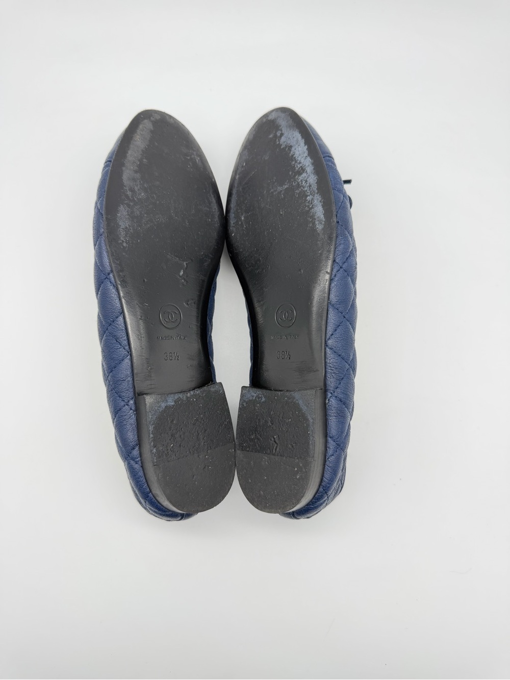 CHANEL Quilted Aged Calfskin Leather Flats - Picture 11 of 12